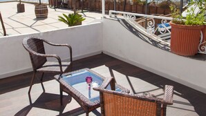 Double Room, Balcony, Sea View (Procida) | Terrace/patio - Casa Restino B&B (Torre del Greco)