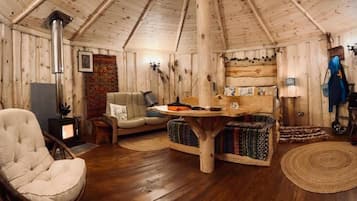 Cabaña (Daisy Roundhouse Yurt)