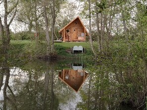 Cabaña (Rose Hollow log cabin)