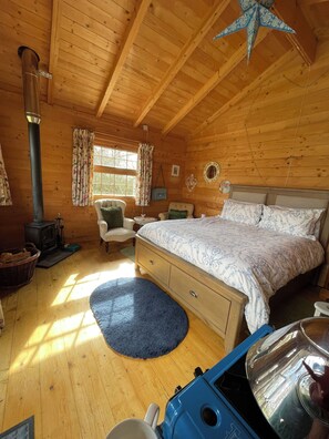 Hytte (Bluebell Log Cabin)