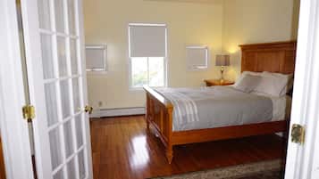 Departamento, 4 habitaciones (Apartment 2, 3 Baths, Sleeps 8) | Tabla de planchar con plancha y ropa de cama