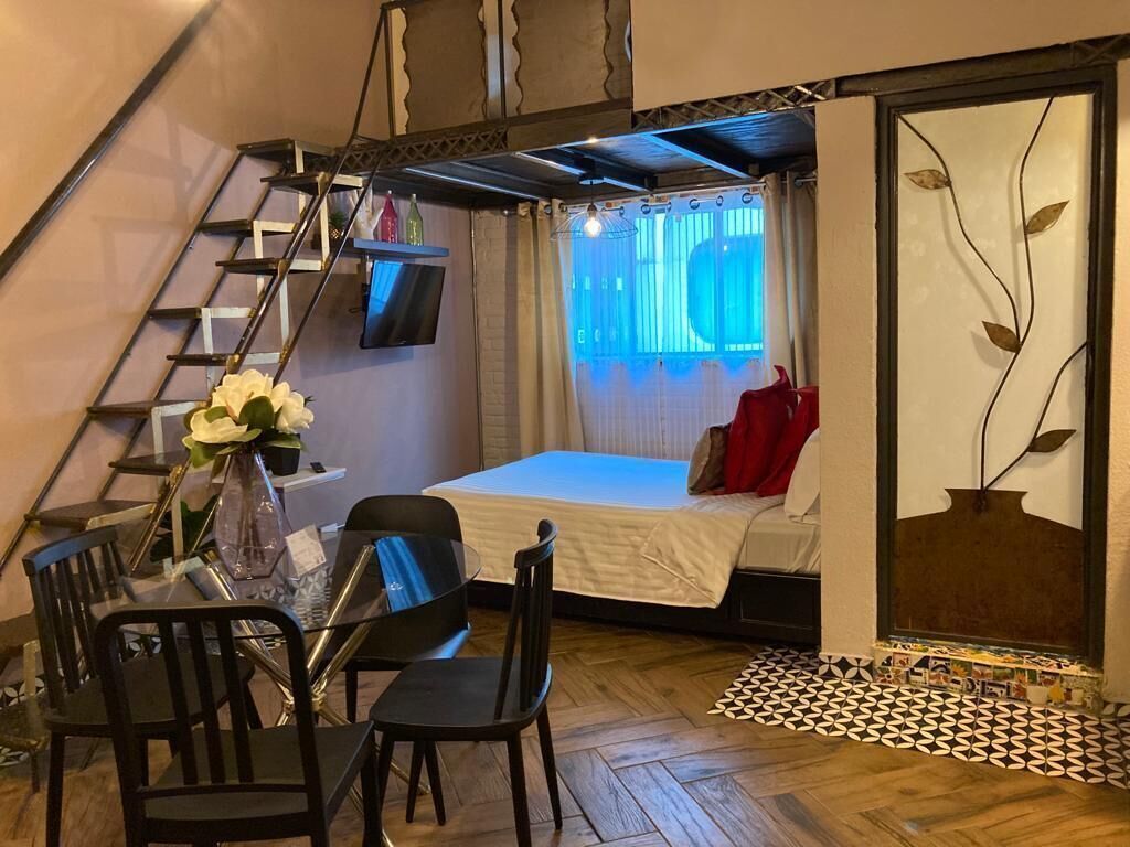 Edredón, minibar, tabla de planchar con plancha y wifi gratis 