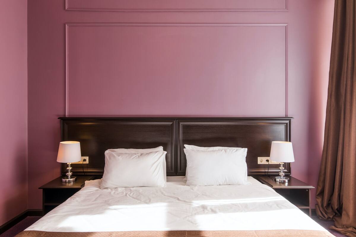 Economy Single Room | Premium bedding, down comforters, blackout drapes, soundproofing