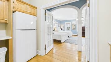 Kathryn Sullivan | Private kitchen