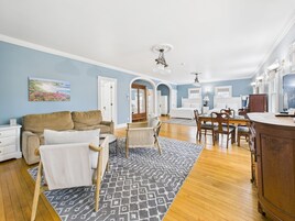 Kathryn Sullivan | Iron/ironing board, free WiFi, bed sheets