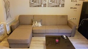 Economy Room, City View | Living room