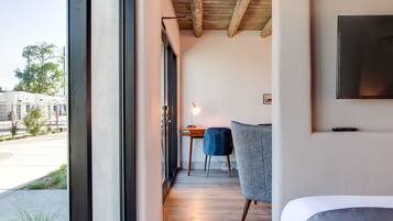 套房, 1 张特大床和 1 张沙发床 | 客房景观