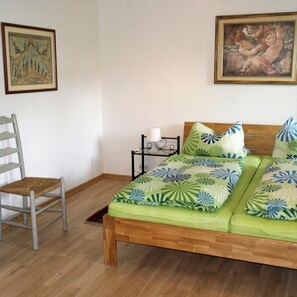 Ferienhaus | 2 Schlafzimmer, Bügeleisen/Bügelbrett, Bettwäsche