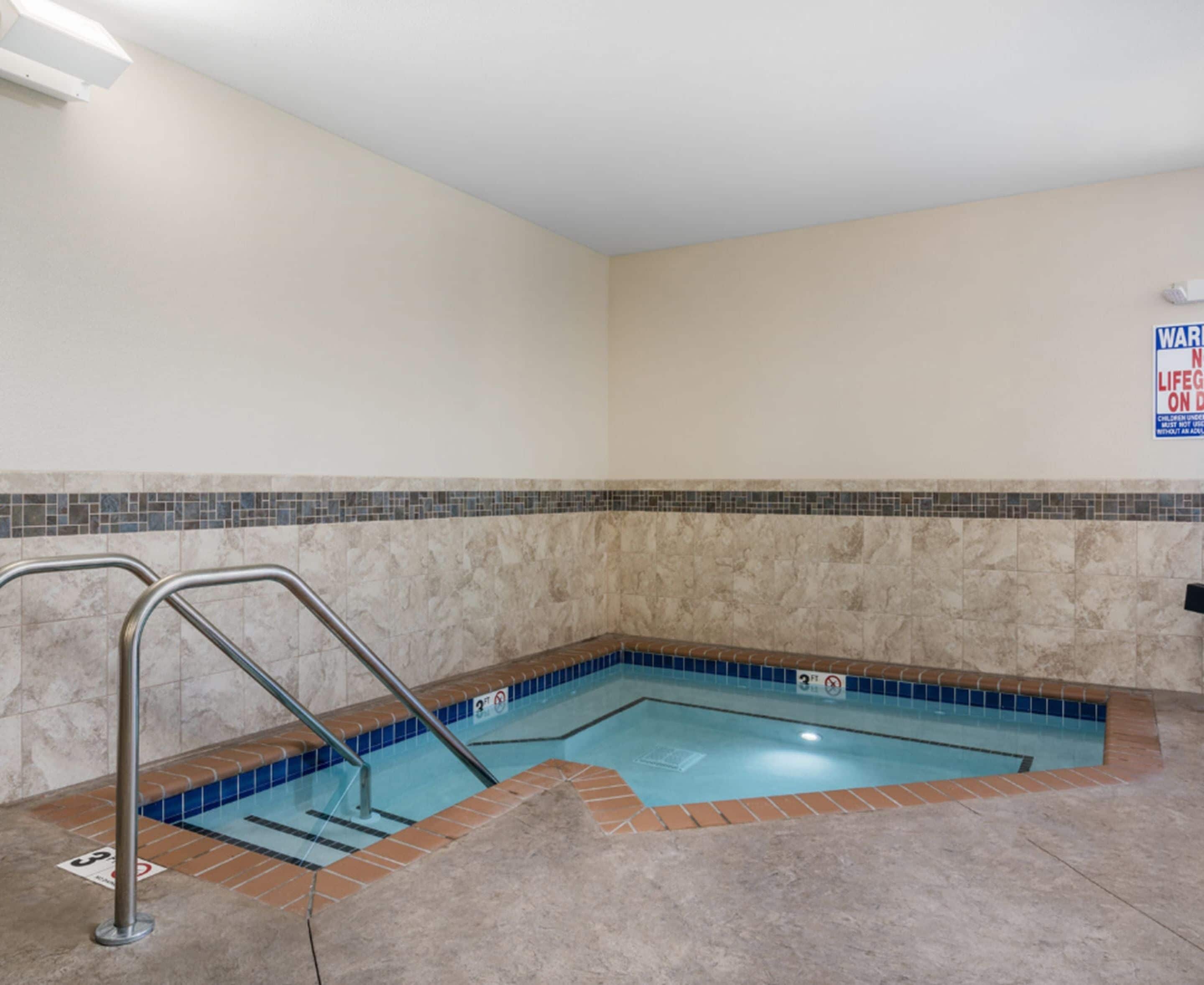 indoor spa tub