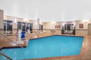 Innenpool, Liegestühle