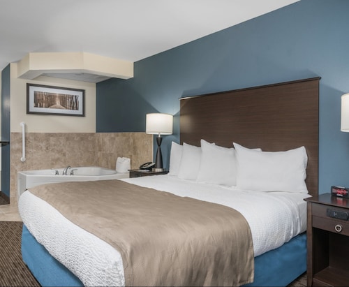 AmericInn by Wyndham Windom