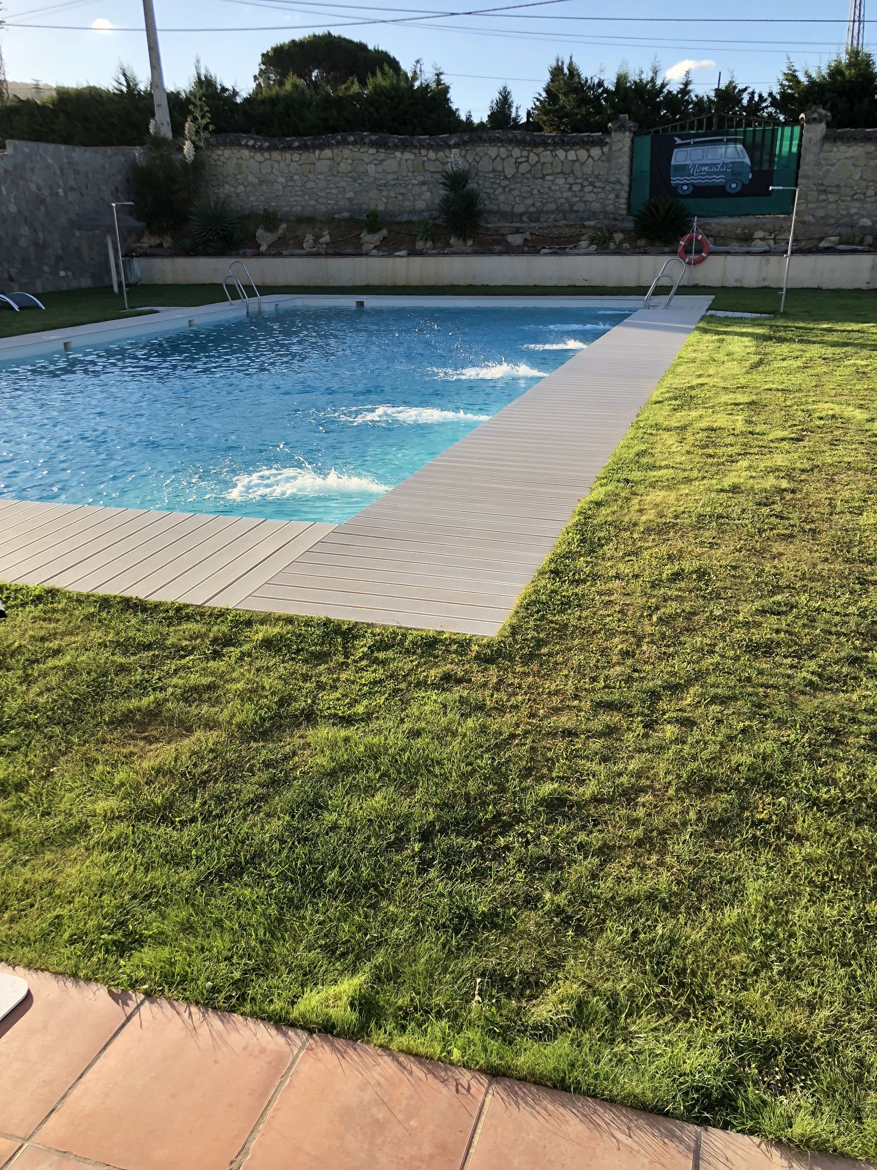 Piscine extérieure (ouverte en saison)