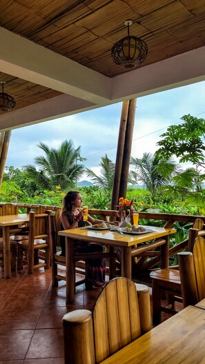 Restaurant - Seaside Garden Lodge Mompiche (Muisne)