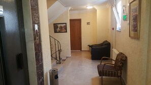 Hallway - Florin Hotel (Istanbul)