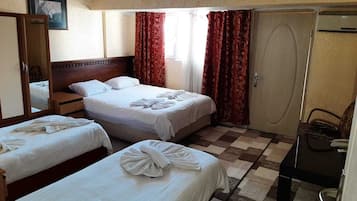 In-room safe, desk, soundproofing, free WiFi