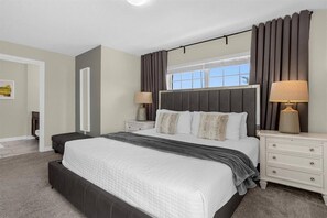 5 bedrooms, travel cot, WiFi, bed sheets