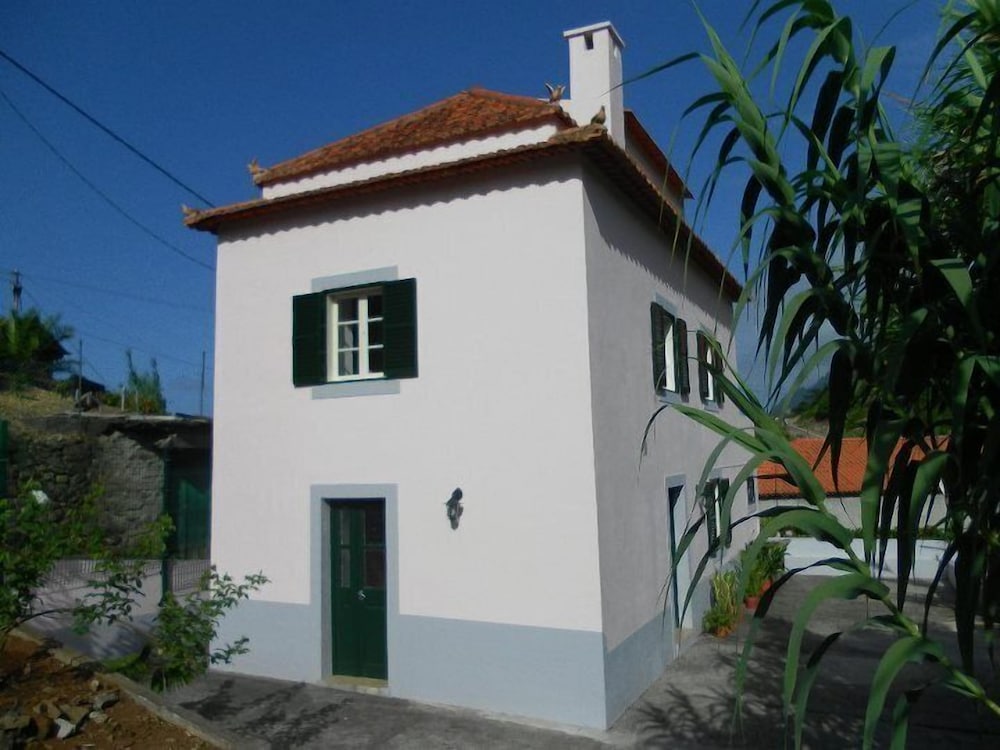 Porto Da Cruz Holiday Cottage - Madeira