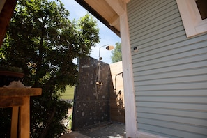 Shower, hair dryer, towels, soap - Island GLAMP BREAK 25min from Split / 06.-15.10. / 20% DISCOUNT (Rogac)