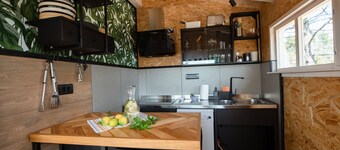 Unwind in a unique Chalet with a sea view patio