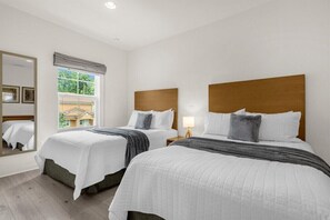 2 Schlafzimmer, Bügeleisen/Bügelbrett, Reisekinderbett, WLAN