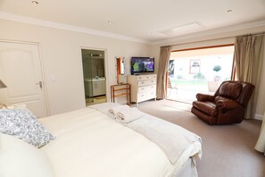 2 Schlafzimmer, Bügeleisen/Bügelbrett, Reisekinderbett, WLAN