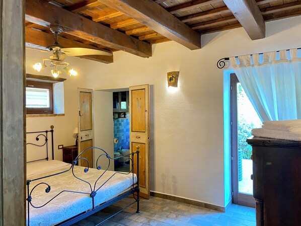 13 bedrooms, iron/ironing board, free WiFi, bed sheets