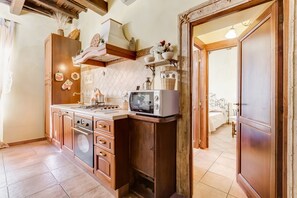 Fridge, microwave, oven, stovetop - Campo de' fiori House - In the heart of Rome (Roma)