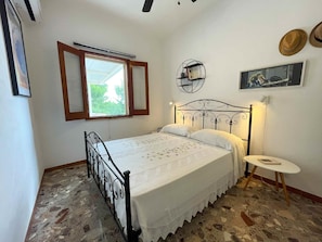 3 bedrooms, Internet