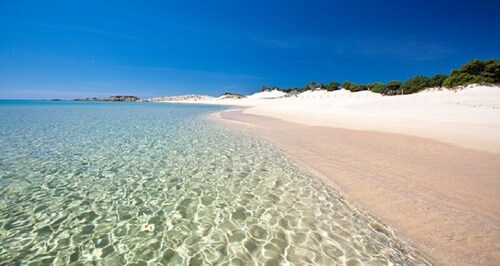 Raffinierte, unabhängige Villa für Designliebhaber in der wunderschönen Bucht von Chia