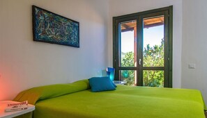 4 chambres, fer et planche à repasser, Wi-Fi, draps fournis