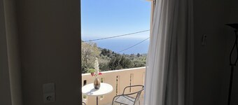 Petasos House - Garden - Sea View 