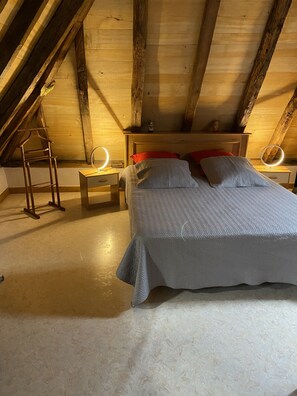 2 sovrum, strykjärn/strykbräda och gratis wi-fi