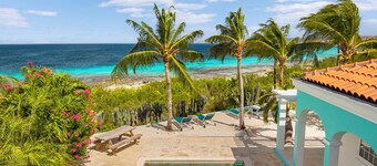 Oceanfront Villa Paradise Found: PrivatePool, BeachAccess.140+ five star reviews