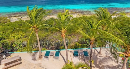 Oceanfront Villa Paradise Found: PrivatePool, BeachAccess.140+ five star reviews