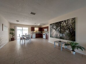 Interior - Apartment Eastside in Cape Coral/Duplex Sunny Splash - from 1,800 for 28 nights (Cape Coral)