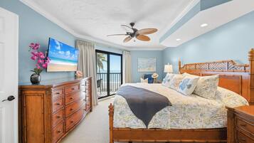2 bedrooms, iron/ironing board, travel crib, free WiFi