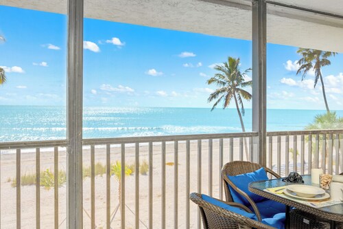 Direct Beach Front/Best View of Gulf/Remodeled Pointe Santo E36 Sanibel