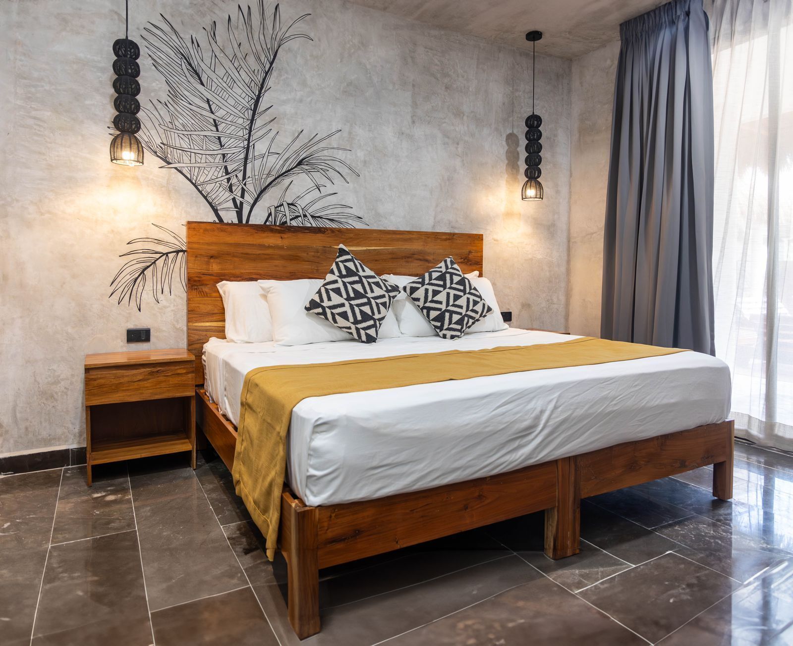 1 bedroom, hypo-allergenic bedding, minibar, soundproofing