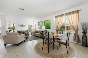 House, Multiple Beds (Villa Martins - Bella Vida) | Living area