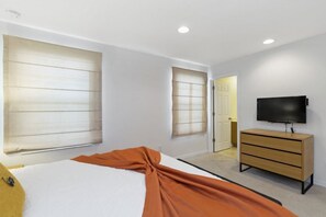 House (Villa Magical - Encantada Resort) | 2 bedrooms, iron/ironing board, rollaway beds, free WiFi