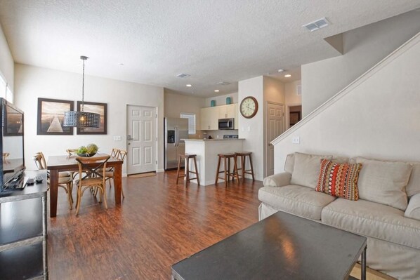 Maison, plusieurs lits (Villa Fonseca - Lucaya Village) | Coin séjour