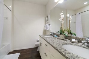 Casa (Villa Cinderella - Lucaya Village) | Bany | Assecador de cabells 