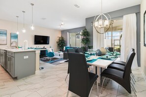 House, Multiple Beds (VIlla Kerpen - Storey Lake) | Living area