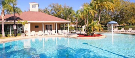 Apartamento | Piscina externa