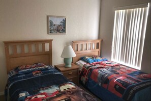 Casa | 4 habitaciones, camas extra y wifi gratis 