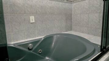 Luxury Room | Private spa tub