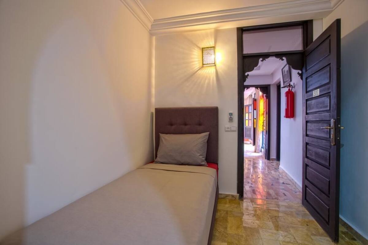 Ropa de cama de alta calidad y cortinas blackout 