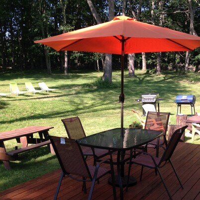 Guest House Catskill Mountains Private Backyard Fire Pit BBQ Grill Ski Golf Hike