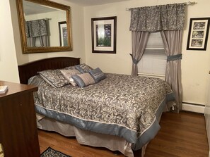 2 Schlafzimmer, Schreibtisch, Bügeleisen/Bügelbrett, kostenloses WLAN