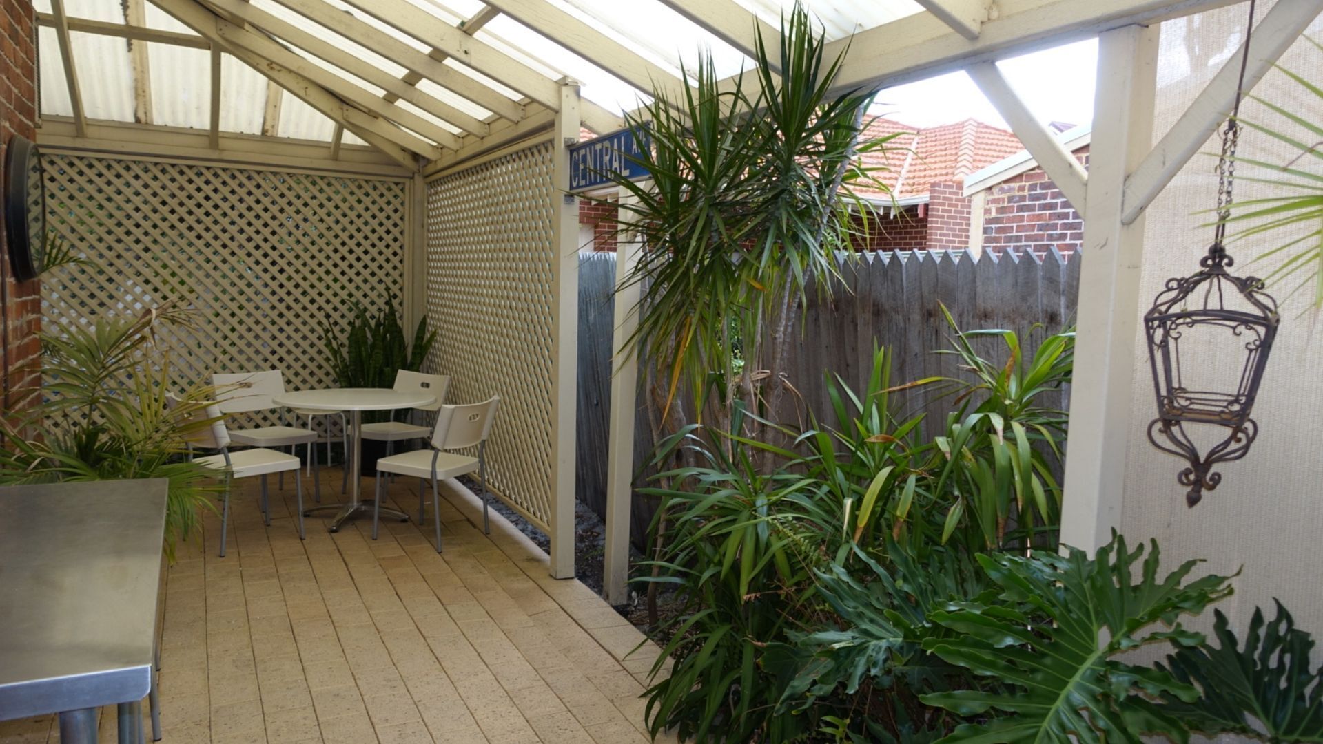 HOME CENTRAL- Perth City -Mt Lawley free wifi/parking — image 14